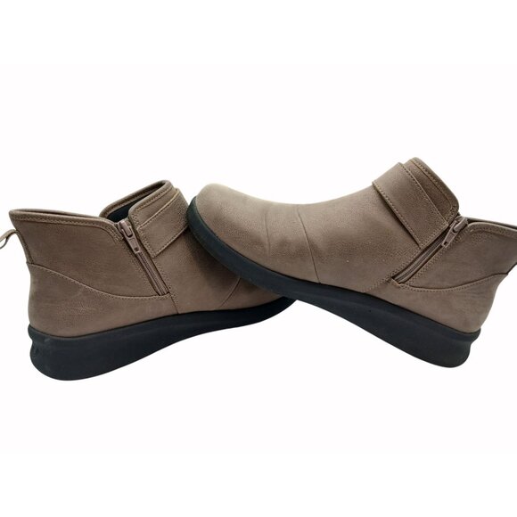 CLARKS CLOUDSTEPPERS Women's SILLIAN2.0 Brown Size 9 W Wide Ankle Strap Bootie - Picture 10 of 16